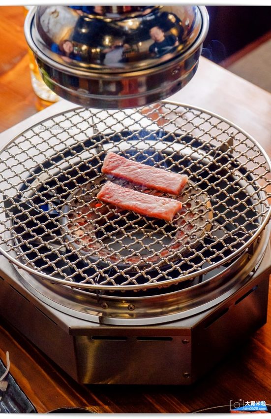 西門町電影街人氣燒肉居酒屋,聚樂町新品牌,喜多肉和牛燒肉居酒屋,肥滋滋和牛搭配台式特色湯品/沙瓦調酒,盡情享受燒烤微醺樂趣！西門町單點燒肉推薦,西門町居酒屋推薦,西門町武昌街美食推薦, - 大胃米粒