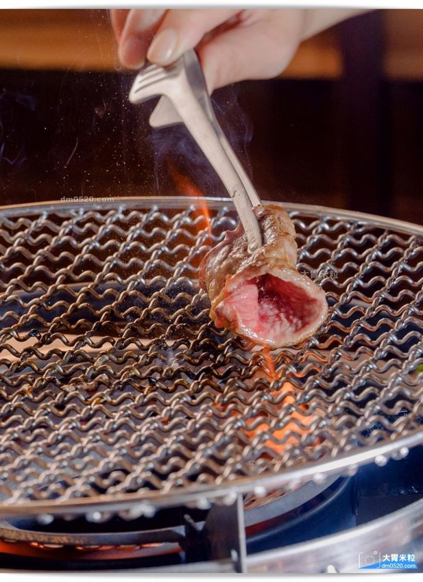 西門町電影街人氣燒肉居酒屋,聚樂町新品牌,喜多肉和牛燒肉居酒屋,肥滋滋和牛搭配台式特色湯品/沙瓦調酒,盡情享受燒烤微醺樂趣！西門町單點燒肉推薦,西門町居酒屋推薦,西門町武昌街美食推薦, - 大胃米粒