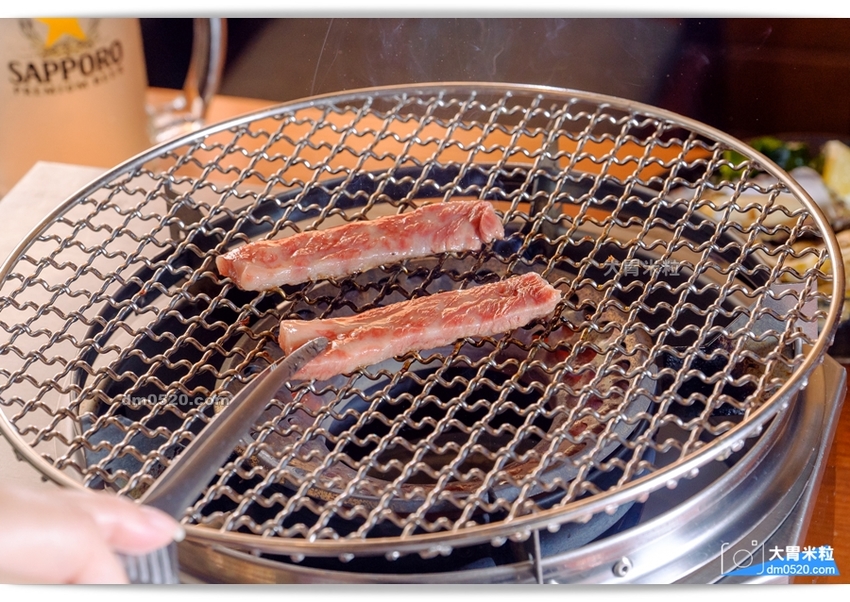 西門町電影街人氣燒肉居酒屋,聚樂町新品牌,喜多肉和牛燒肉居酒屋,肥滋滋和牛搭配台式特色湯品/沙瓦調酒,盡情享受燒烤微醺樂趣！西門町單點燒肉推薦,西門町居酒屋推薦,西門町武昌街美食推薦, - 大胃米粒