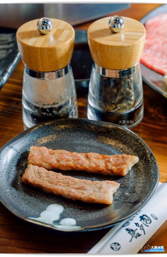 西門町電影街人氣燒肉居酒屋,聚樂町新品牌,喜多肉和牛燒肉居酒屋,肥滋滋和牛搭配台式特色湯品/沙瓦調酒,盡情享受燒烤微醺樂趣！西門町單點燒肉推薦,西門町居酒屋推薦,西門町武昌街美食推薦, - 大胃米粒