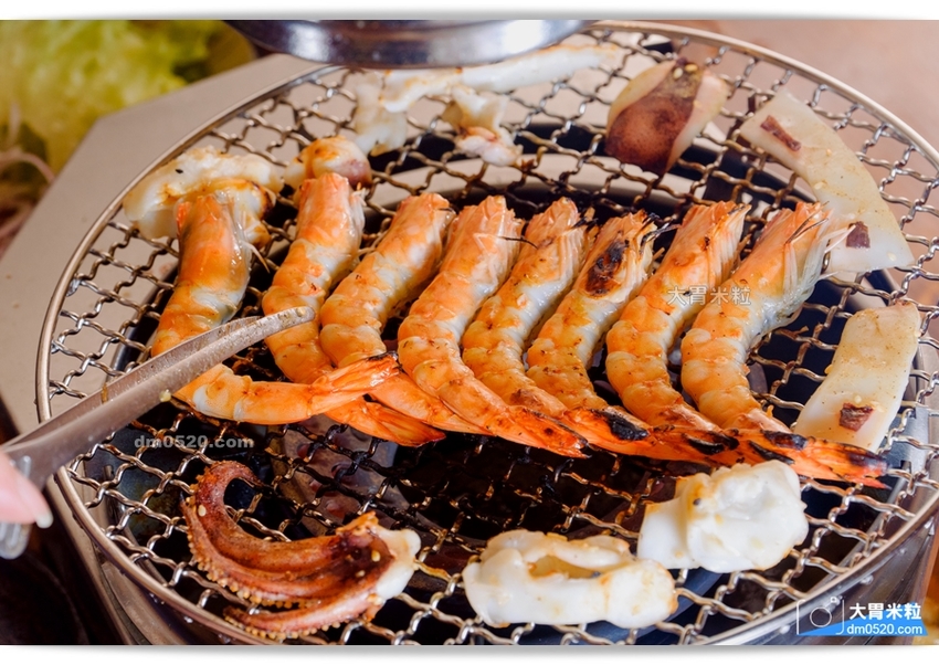 西門町電影街人氣燒肉居酒屋,聚樂町新品牌,喜多肉和牛燒肉居酒屋,肥滋滋和牛搭配台式特色湯品/沙瓦調酒,盡情享受燒烤微醺樂趣！西門町單點燒肉推薦,西門町居酒屋推薦,西門町武昌街美食推薦, - 大胃米粒