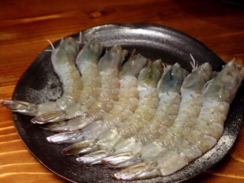 [西門町燒肉推薦]喜多肉和牛燒肉居酒屋~中秋烤肉最佳選擇~沙瓦買二送一/生啤買三送一 - ifunny 艾方妮的遊樂場