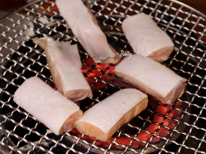 [西門町燒肉推薦]喜多肉和牛燒肉居酒屋~中秋烤肉最佳選擇~沙瓦買二送一/生啤買三送一 - ifunny 艾方妮的遊樂場