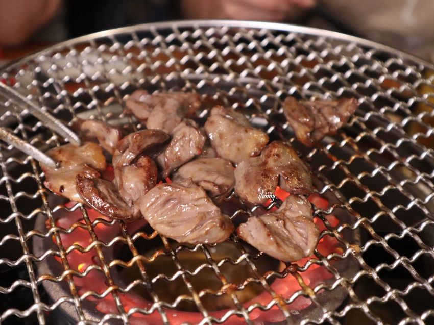 [西門町燒肉推薦]喜多肉和牛燒肉居酒屋~中秋烤肉最佳選擇~沙瓦買二送一/生啤買三送一 - ifunny 艾方妮的遊樂場
