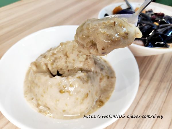 【寧夏夜市美食】曾心梅圓環冰舖 #曾心梅 #圓環 #雪花冰 #綠豆冰沙 #古早味剉冰 #甜點 #寧夏夜市冰品 (9).jpg