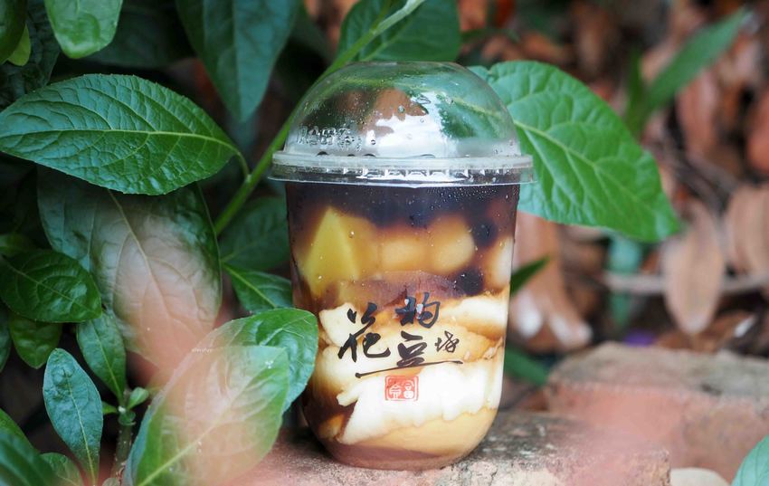 花杓豆坊 70年祖傳老滋味 傳統柴燒手工豆花 XPARK夢幻主打繽紛豆花