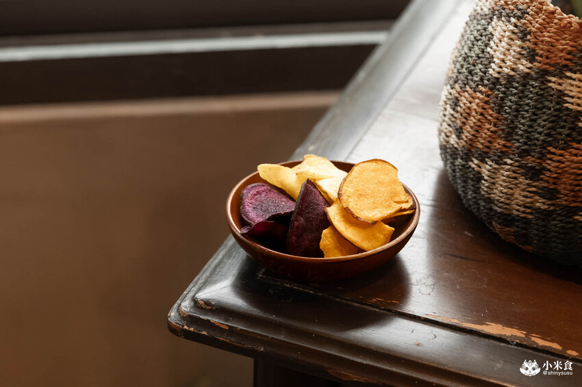 雲林縣虎尾鎮虎珍堂｜虎哩呷甜甜，金黃地瓜甜蜜禮｜中秋禮盒推薦+1｜雲林伴手禮｜虎尾景點下午茶 - 小米食