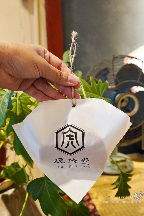 雲林虎尾美食|虎珍堂菓寮-70年日治時代老屋新風貌，散步甜點虎月燒，還有新品三溫糖棉花糖喔!|糖都甜蜜祭