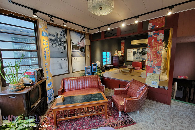 來雲林虎尾必吃菓寮店的散步甜點虎月燒,原正義百貨搖成一變成為文青美食打卡點,各種特色地瓜糕點也是推薦伴手禮哦!