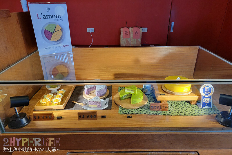 來雲林虎尾必吃菓寮店的散步甜點虎月燒,原正義百貨搖成一變成為文青美食打卡點,各種特色地瓜糕點也是推薦伴手禮哦!