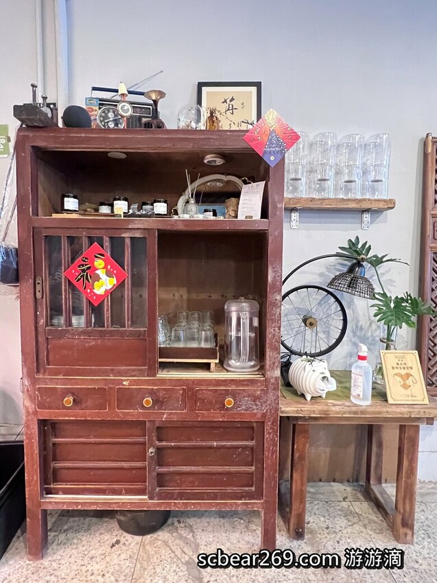 南港苒冉小食光文青老宅寵物友善咖啡店推薦。