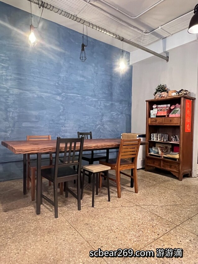 南港苒冉小食光文青老宅寵物友善咖啡店推薦。