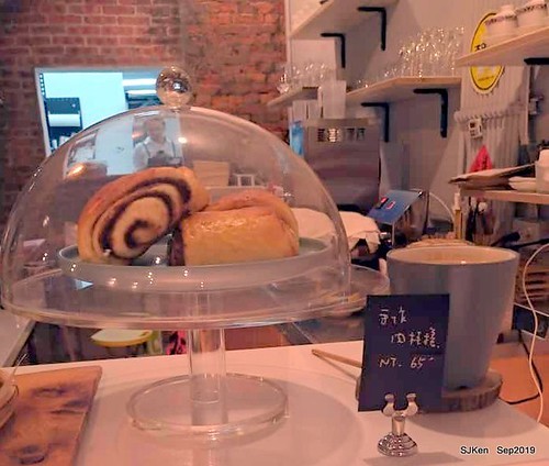 Coffee , deserts & dishes shop at Nangang, Taipei, Taiwan, SJKen, Sep 22,2019