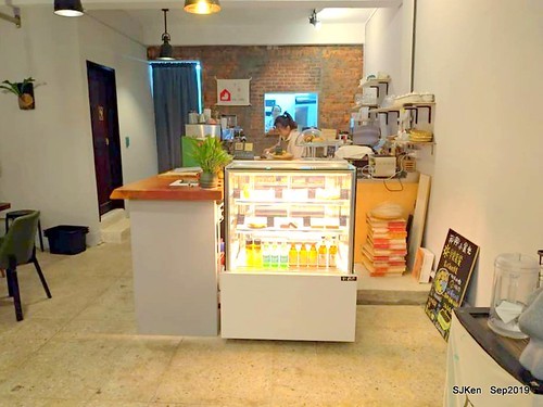 Coffee , deserts & dishes shop at Nangang, Taipei, Taiwan, SJKen, Sep 22,2019