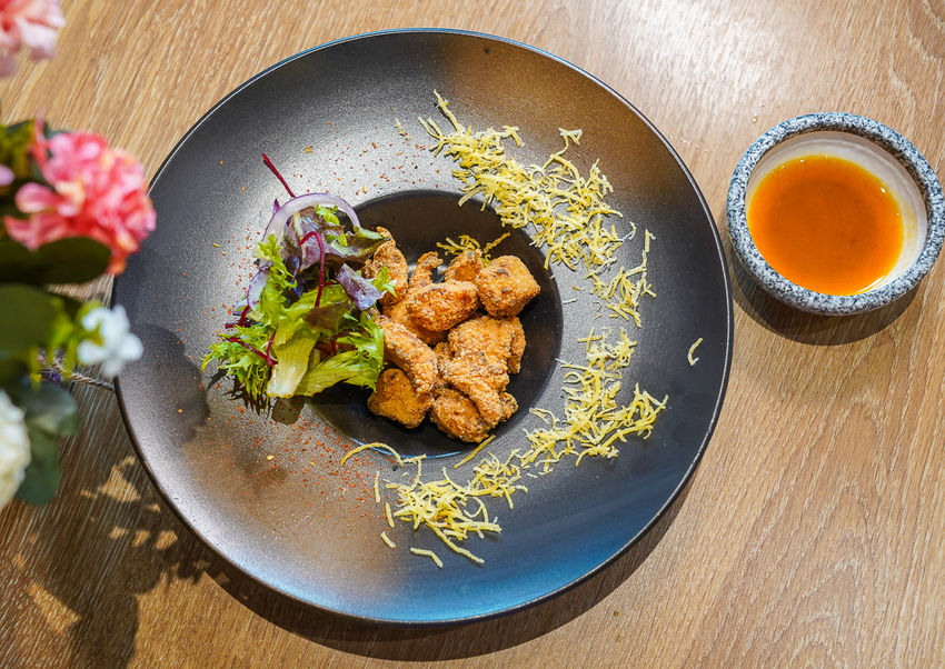 [高雄前鎮美食]好飯遇所-美味大份量創意木盆麵!草衙道最高C/P值文青麵店 - 美食好芃友