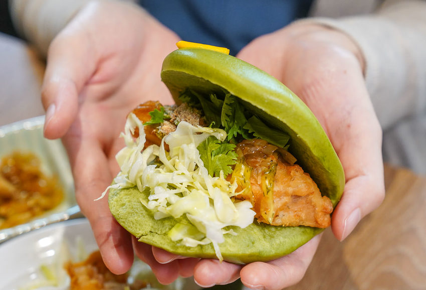[高雄前鎮美食]好飯遇所-美味大份量創意木盆麵!草衙道最高C/P值文青麵店 - 美食好芃友