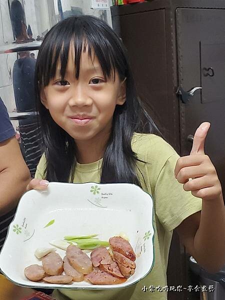 香腸好吃-2022小琉球允好嘉 (2).jpg