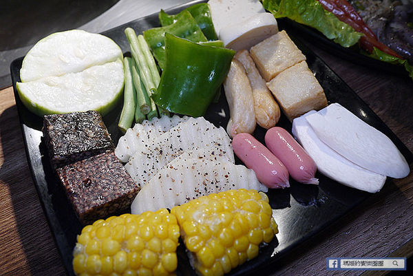 基隆燒肉吃到飽推薦【月桂炭火燒肉】頂級奢華燒肉/哈根達斯冰淇淋吃到飽/基隆美食