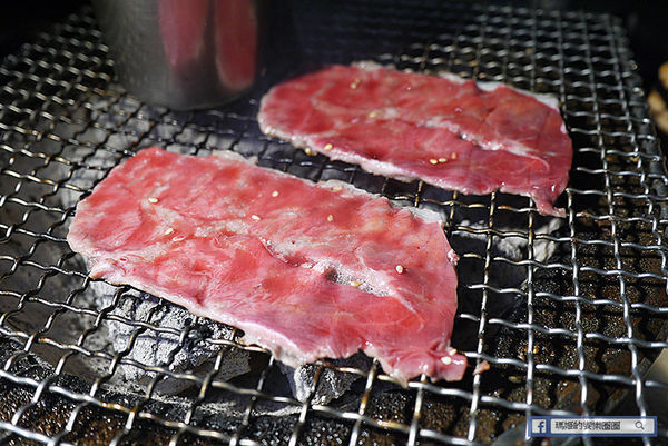 基隆燒肉吃到飽推薦【月桂炭火燒肉】頂級奢華燒肉/哈根達斯冰淇淋吃到飽/基隆美食
