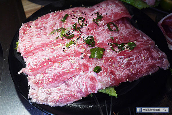 基隆燒肉吃到飽推薦【月桂炭火燒肉】頂級奢華燒肉/哈根達斯冰淇淋吃到飽/基隆美食