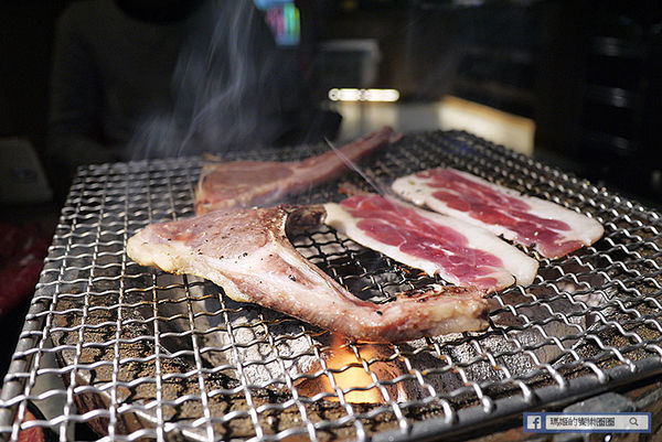 基隆燒肉吃到飽推薦【月桂炭火燒肉】頂級奢華燒肉/哈根達斯冰淇淋吃到飽/基隆美食