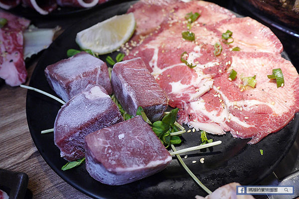 基隆燒肉吃到飽推薦【月桂炭火燒肉】頂級奢華燒肉/哈根達斯冰淇淋吃到飽/基隆美食