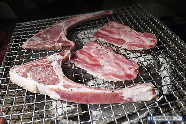 基隆燒肉吃到飽推薦【月桂炭火燒肉】頂級奢華燒肉/哈根達斯冰淇淋吃到飽/基隆美食