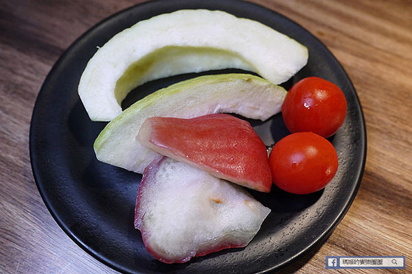 基隆燒肉吃到飽推薦【月桂炭火燒肉】頂級奢華燒肉/哈根達斯冰淇淋吃到飽/基隆美食