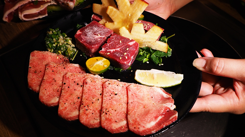 月桂炭火燒肉 月桂炭火燒肉,基隆吃到飽,基隆燒肉,基隆炭烤,基隆無煙燒肉,基隆無煙炭烤,連鎖燒肉,連鎖吃到飽,連鎖炭烤,燒烤,基隆燒烤,豚野,基隆推薦美食