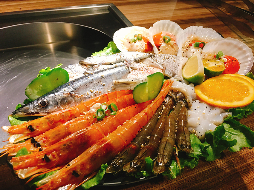 月桂炭火燒肉 月桂炭火燒肉,基隆吃到飽,基隆燒肉,日式燒肉,炭烤,吃到飽,海鮮吃到飽,生蠔吃到飽,龍蝦吃到飽,帝王蟹吃到飽,牛小排吃到飽,牛舌吃到飽