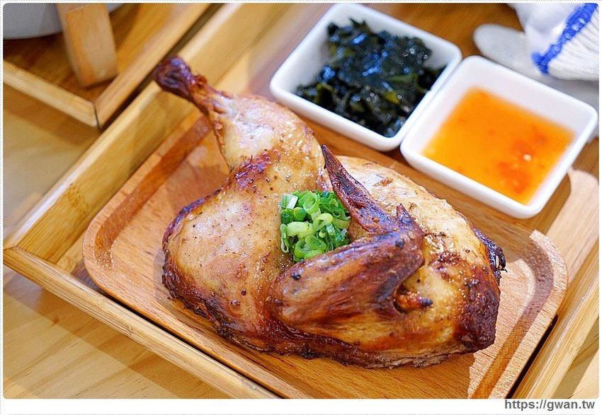 台中大份量丼飯~超逗趣紅布條,老闆警告 :『肚子要被搞大了!』