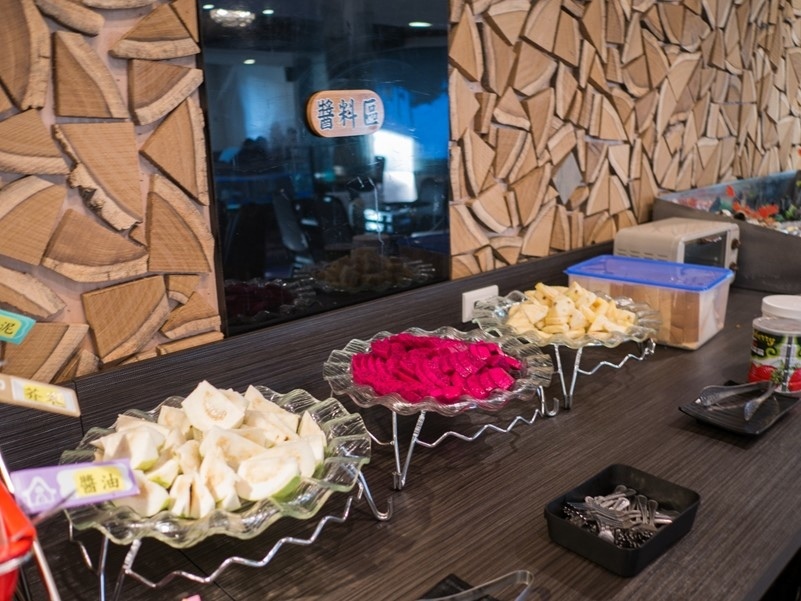 【新北中和】乾隆泰皇蝦,水道流水蝦現夾現烤吃到飽!