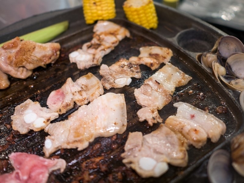 【新北中和】乾隆泰皇蝦,水道流水蝦現夾現烤吃到飽!