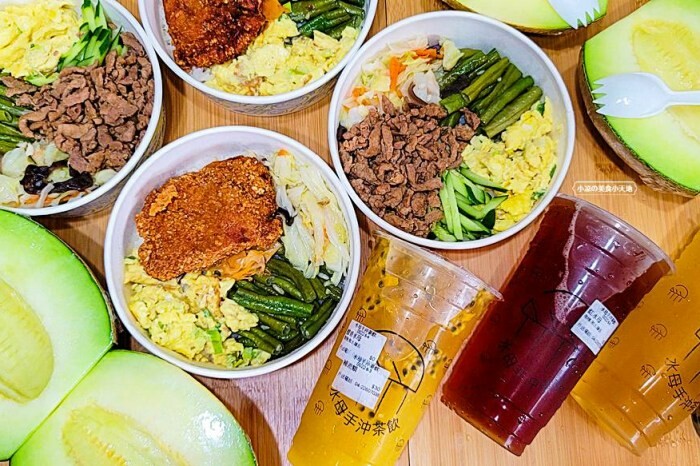 太平必喝飲料店推薦!季節限定柳橙綠茶,每口都是鮮榨柳丁汁,冬季狂賣燒仙草回歸,滿滿配料加硬花生超飽足