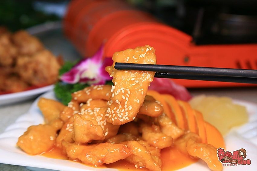 【台南美食】86快速道路下的隱藏版土雞城！想吃？記得先google：天美土雞城 - 熱血玩台南。跳躍新世界