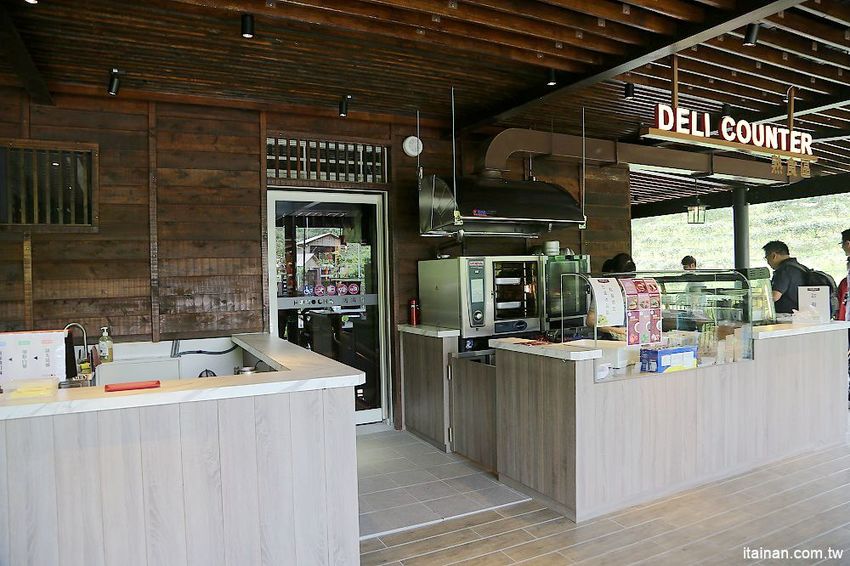 南投景點|HOHOCHA喝喝茶·台灣香日月潭紅茶廠~紅茶導覽、揉茶DIY、Pizza DIY、黃金品茗、混茶初體驗!玩上一整天也沒問題! - 台南好Food遊