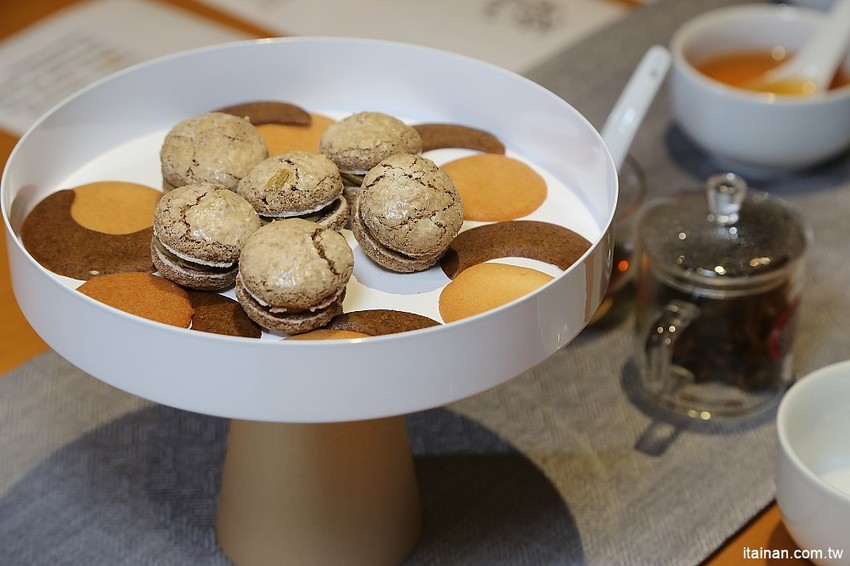 南投景點|HOHOCHA喝喝茶·台灣香日月潭紅茶廠~紅茶導覽、揉茶DIY、Pizza DIY、黃金品茗、混茶初體驗!玩上一整天也沒問題! - 台南好Food遊