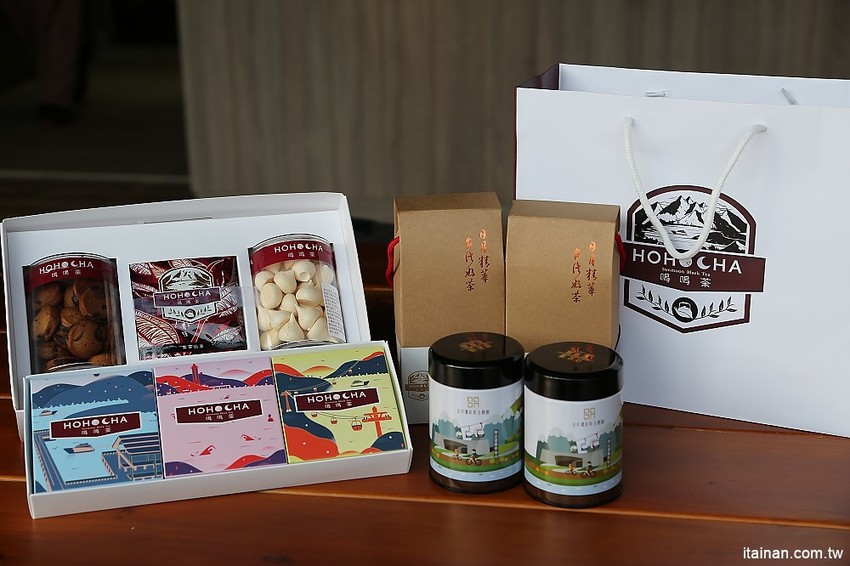 南投景點|HOHOCHA喝喝茶·台灣香日月潭紅茶廠~紅茶導覽、揉茶DIY、Pizza DIY、黃金品茗、混茶初體驗!玩上一整天也沒問題! - 台南好Food遊