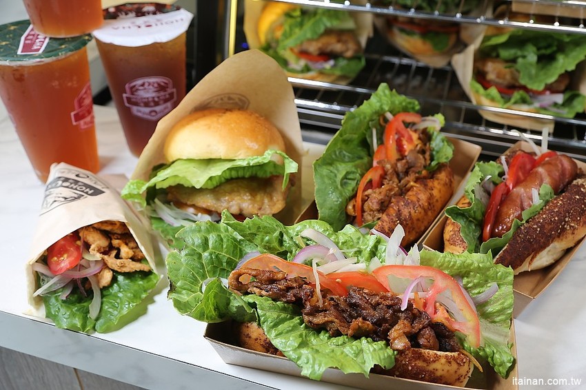 南投景點|HOHOCHA喝喝茶·台灣香日月潭紅茶廠~紅茶導覽、揉茶DIY、Pizza DIY、黃金品茗、混茶初體驗!玩上一整天也沒問題! - 台南好Food遊