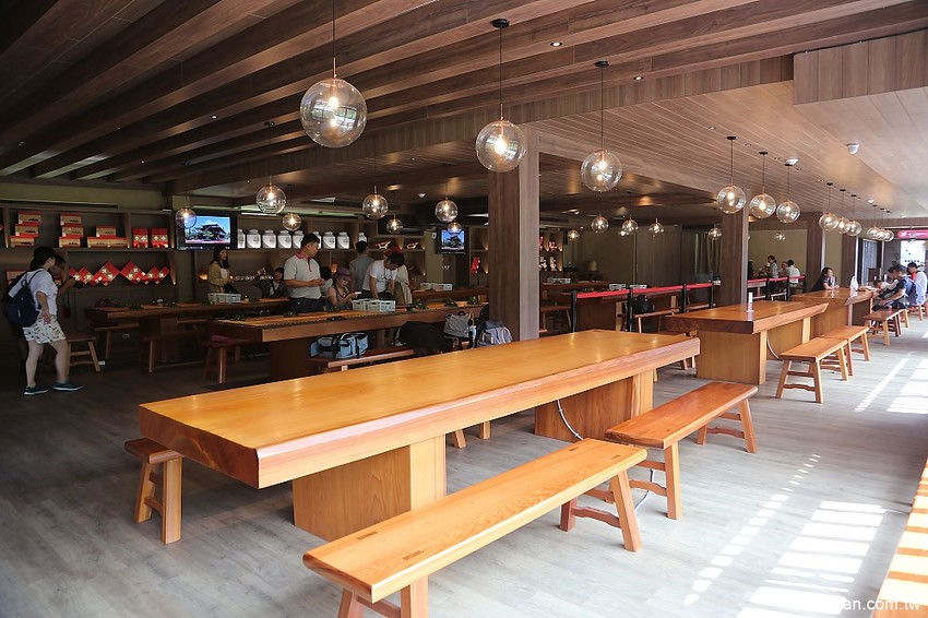 南投景點|HOHOCHA喝喝茶·台灣香日月潭紅茶廠~紅茶導覽、揉茶DIY、Pizza DIY、黃金品茗、混茶初體驗!玩上一整天也沒問題! - 台南好Food遊