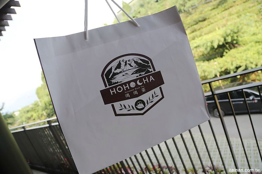 南投景點|HOHOCHA喝喝茶·台灣香日月潭紅茶廠~紅茶導覽、揉茶DIY、Pizza DIY、黃金品茗、混茶初體驗!玩上一整天也沒問題! - 台南好Food遊