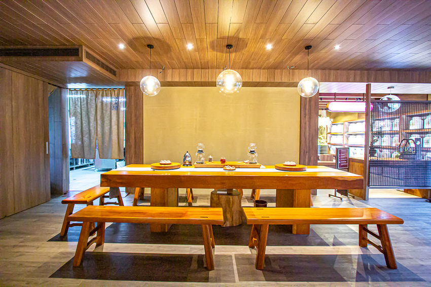 南投景點，HOHOCHA喝喝茶~台灣香日月潭紅茶廠，全台最大紅茶觀光工廠!免門票入園奉茶，吃吃喝喝DIY，還能拍拍美照很不賴。 - 微笑Joe幸運