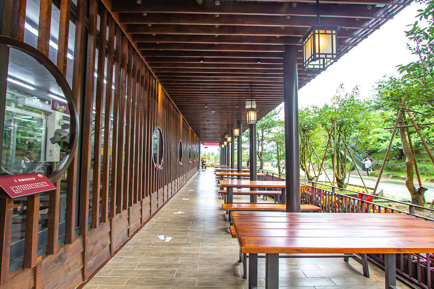 南投景點，HOHOCHA喝喝茶~台灣香日月潭紅茶廠，全台最大紅茶觀光工廠!免門票入園奉茶，吃吃喝喝DIY，還能拍拍美照很不賴。 - 微笑Joe幸運