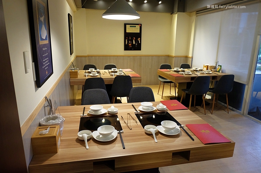 滿足鍋物。史上最狂火鍋店，當月壽星消費直接送龍蝦，這間就連韓星來台都指名要吃它！ @蹦啾♥謝蘿莉 La vie heureuse