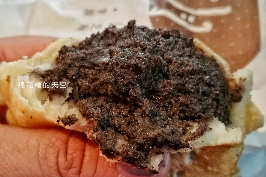 台中東勢必吃美食-超爆漿十月紅豆餅，選擇困難者還有雙口味唷