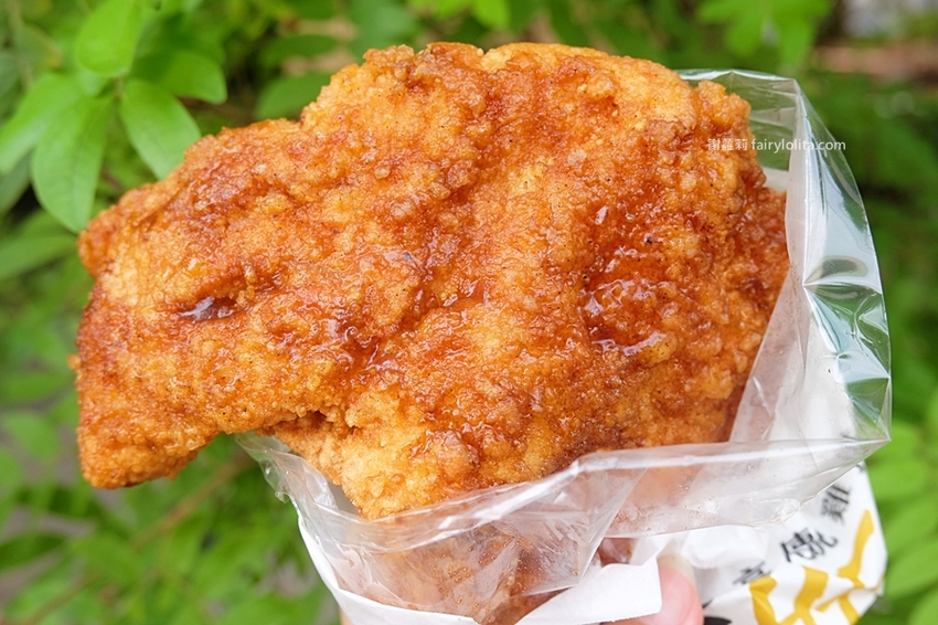 豪傳說雞排（原豪哥雞排）。為吃這家雞排等翻天，生意好到開店2小時老闆直接關鐵門！ @蹦啾♥謝蘿莉 La vie heureuse