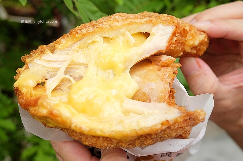 豪傳說雞排（原豪哥雞排）。為吃這家雞排等翻天，生意好到開店2小時老闆直接關鐵門！ @蹦啾♥謝蘿莉 La vie heureuse