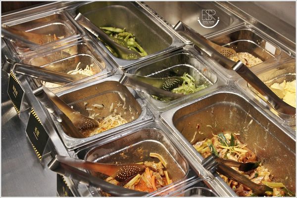 港點大師-經國家樂福店 (66).JPG