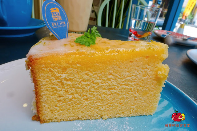 [食記] 新竹北區 - 藍屋子109號 特色咖啡廳 厚牛肉排帕尼尼 鬆軟可頌脆皮甜甜圈 在文青咖啡廳度過悠閒美好早晨