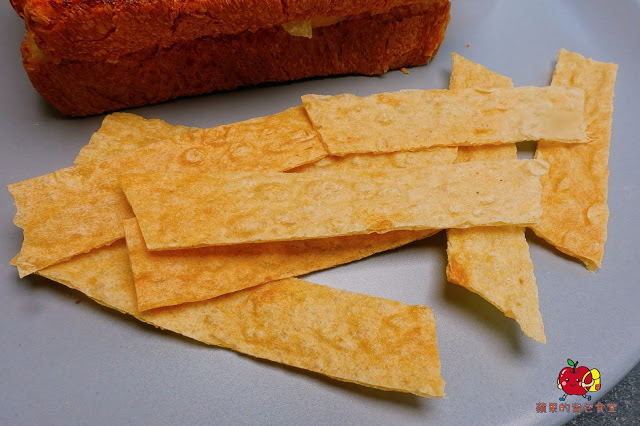 [食記] 新竹北區 - 藍屋子109號 特色咖啡廳 厚牛肉排帕尼尼 鬆軟可頌脆皮甜甜圈 在文青咖啡廳度過悠閒美好早晨